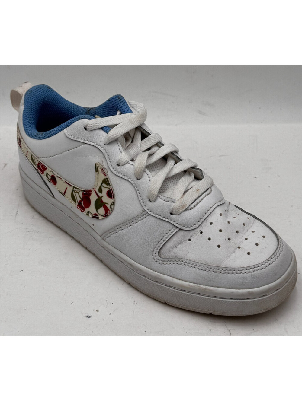 Nike Court Borough Low 2 Youth Sneakers Size 5 White Cherry Shoes CJ2238-100